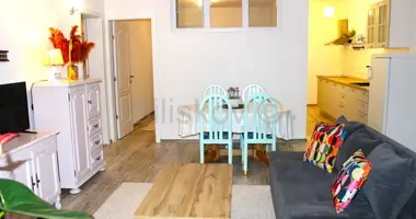 3 room apartment in Okrug Gornji, Croatia