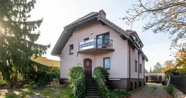 Дом в Przezmierowo, Польша