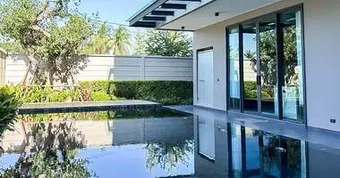 5 bedroom house in Huai Yai, Thailand