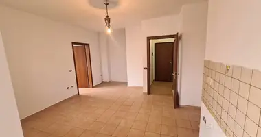 Квартира 2 комнаты в Тирана, Албания