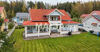 Haus 6 zimmer in Jarvenpaa, Finnland