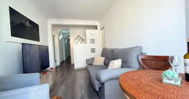 Mieszkanie 3 pokoi w Alicante, Hiszpania