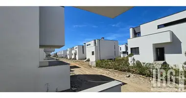 Villa 2 bedrooms in Bashkia Durres, Albania