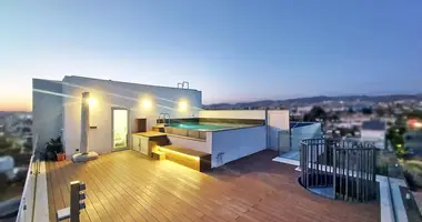Mieszkanie 3 pokoi w Limassol, Cypr