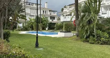 Mieszkanie 3 pokoi w Marbella, Hiszpania