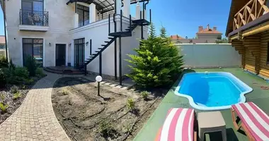 Casa 4 habitaciones en Lymanka, Ucrania