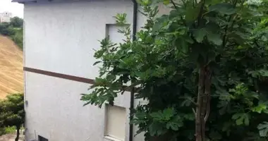 Townhouse 8 rooms in Terni, Italy