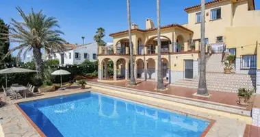 Haus 8 Schlafzimmer in Dos Hermanas, Spanien