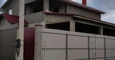 Haus 4 zimmer in Fontanka, Ukraine