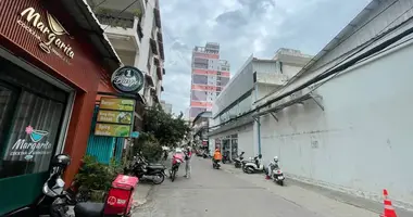 Участок земли в Sangkat Phsar Daeum Thkov, Камбоджа