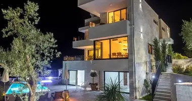 Villa in Denovici, Montenegro