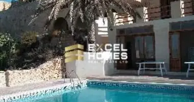 Haus 7 Schlafzimmer in Xaghra, Malta