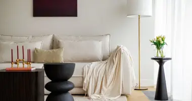 Квартира 2 комнаты в Варшава, Польша