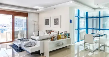 Mieszkanie 3 pokoi w Alanya, Turcja