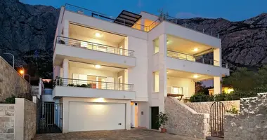 Villa in Opcina Dezanovac, Croatia