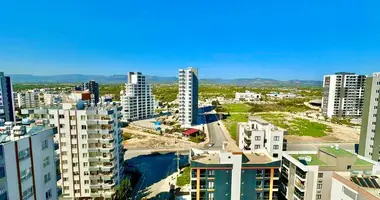 Apartamento 4 habitaciones en Mezitli, Turquía