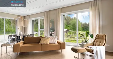 Casa en Skynimai, Lituania