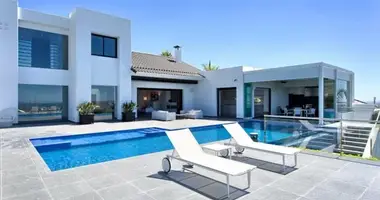 Villa in Abadin, Spanien