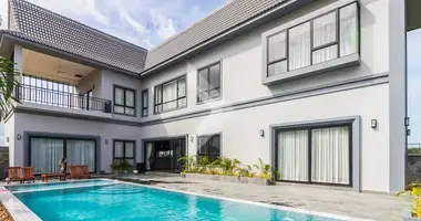 4 bedroom Villa in Siem Reap, Cambodia