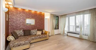 Квартира 3 комнаты в Минск, Беларусь