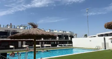 Szeregowiec 4 pokoi w Santa Pola, Hiszpania
