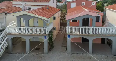 Haus 8 zimmer in Opcina Vir, Kroatien