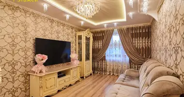 Apartamento 3 habitaciones en Minsk, Belarús