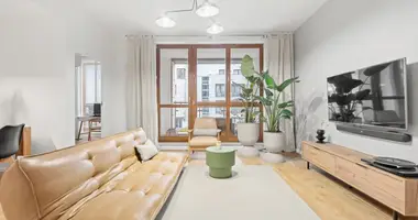 Wohnung 4 zimmer in Warschau, Polen