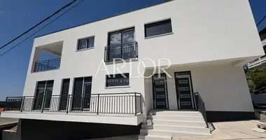 Apartamento 2 habitaciones en Banjol, Croacia