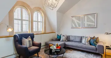 Квартира 3 спальни в Лондон, Великобритания