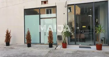 Büro 36 m² in Tirana, Albanien