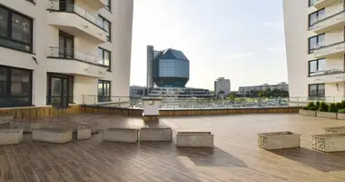 Wohnung 4 zimmer in Minsk, Belarus
