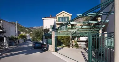 Mieszkanie 6 pokojów w Budva, Czarnogóra