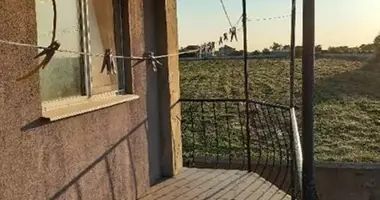 Casa 4 habitaciones en Usatove, Ucrania