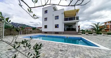 Villa 4 bedrooms in Opcina Starigrad, Croatia