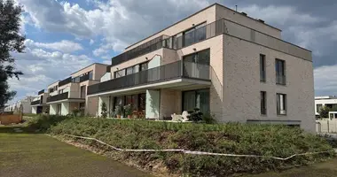 Apartamento 4 habitaciones en Varsovia, Polonia