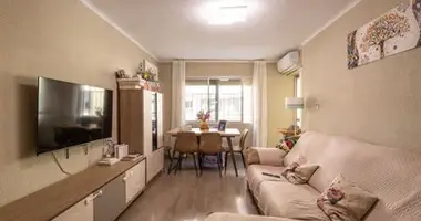 Apartamento 3 habitaciones en Dos Hermanas, Španjolska