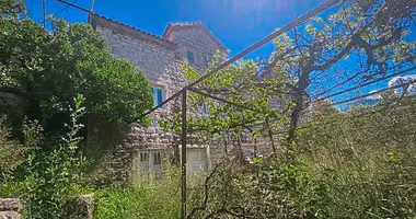 Maison dans 7 Seaview Penthouse Kotor Bay, Monténégro