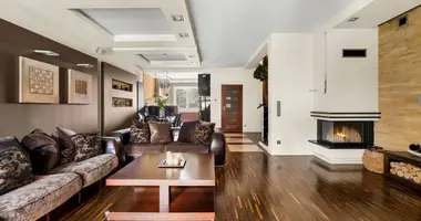 Haus 4 zimmer in Warschau, Polen