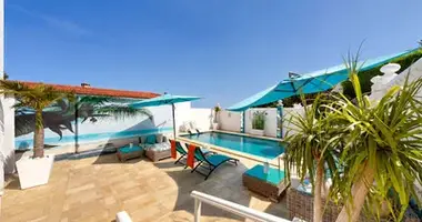 Haus 4 Schlafzimmer in Dos Hermanas, Spanien