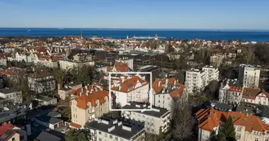 Квартира 4 комнаты в Сопот, Польша
