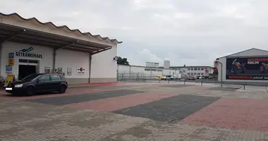 Коммерческое помещение 2 596 м² в Нойштрелиц, Германия