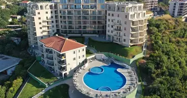 Propiedad comercial 123 m² en Becici, Montenegro