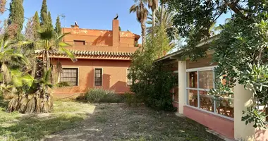 4 bedroom house in Agost, Spain