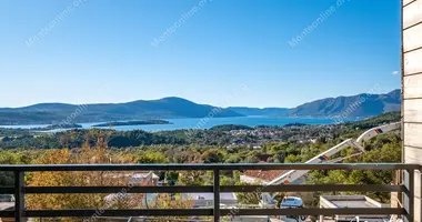 Villa en Tivat, Montenegro