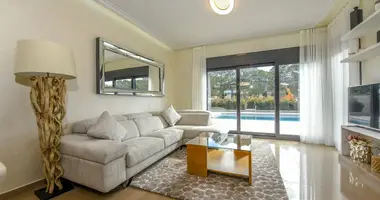 Villa in Abadin, Spanien