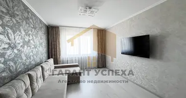 Квартира 3 комнаты в Мухавецкий сельский Совет, Беларусь