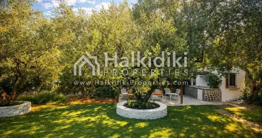 Villa 3 rooms in Nikiti, Greece