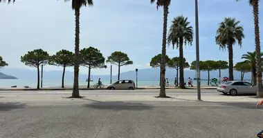 Propiedad comercial 57 m² en Bashkia Vlore, Albania