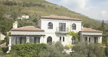Villa 5 chambres dans Rijeka Rezevici, Monténégro